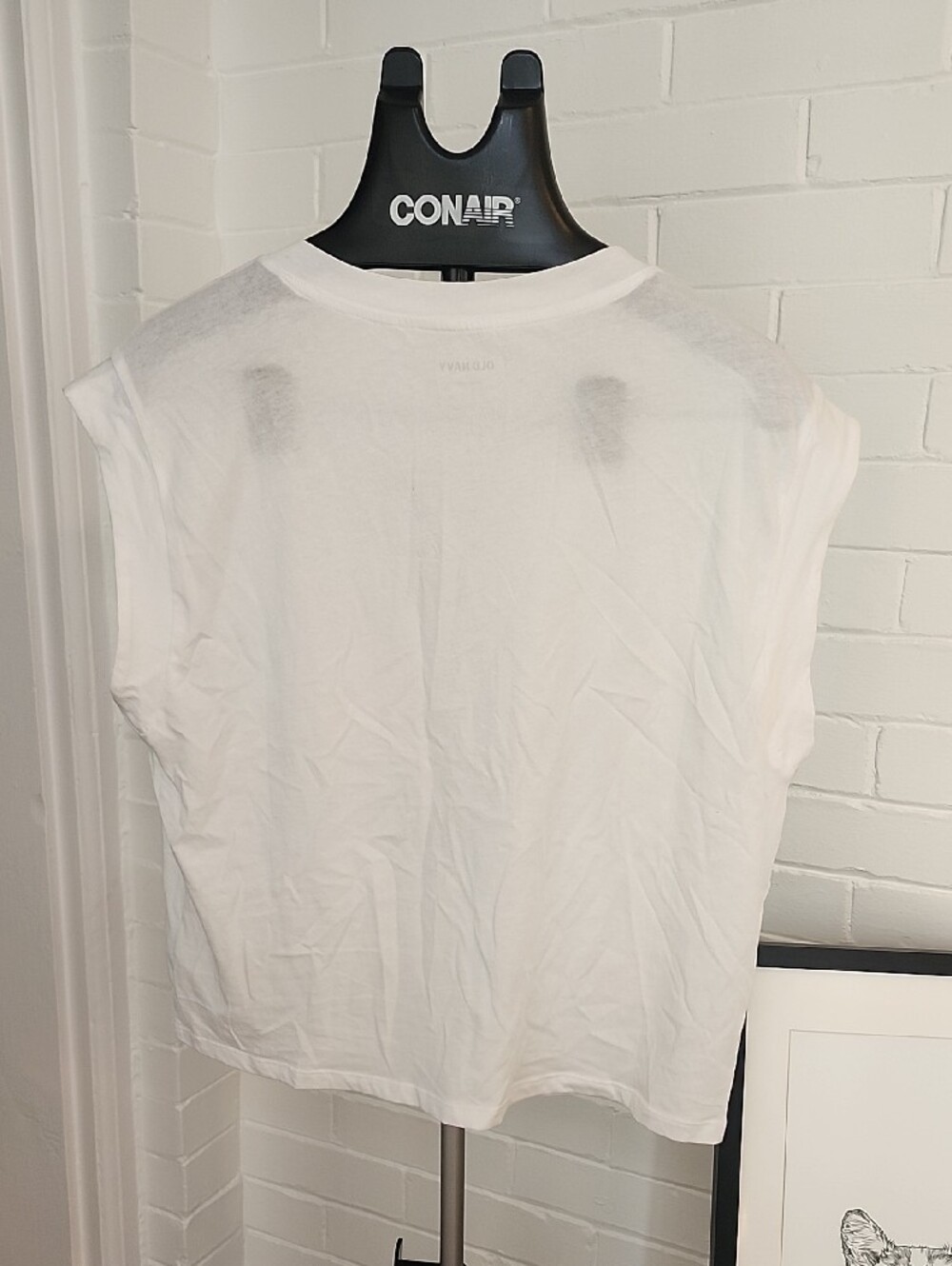 Old Navy White Tshirt, Large - Picture 6 of 6